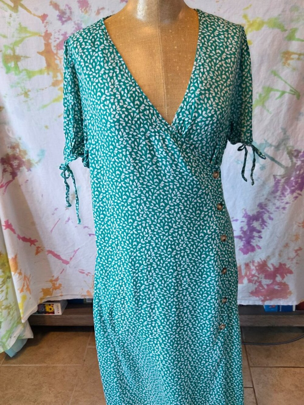 Lulu's Green and White Side-button Dress